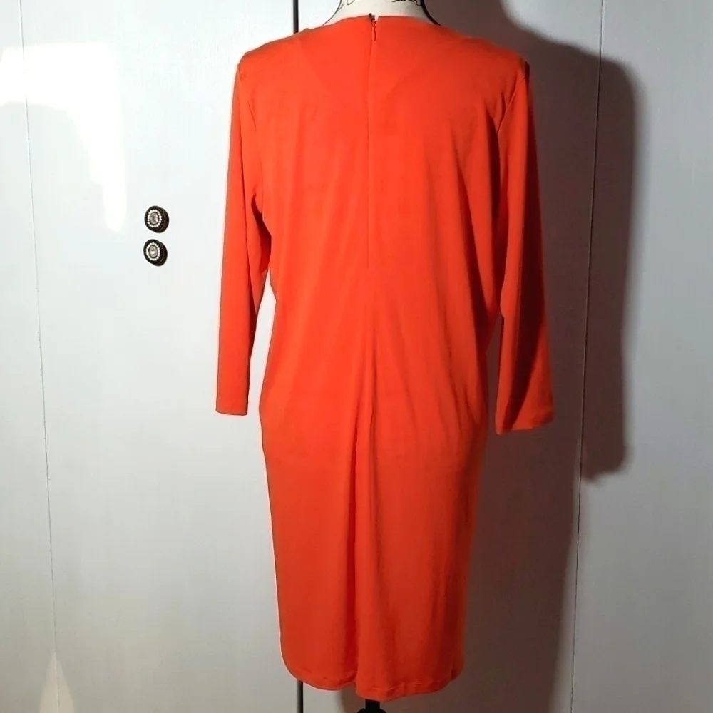 Michael Kors- Women's Orange Dress Gold chain neck detail Like new! Sz. Large